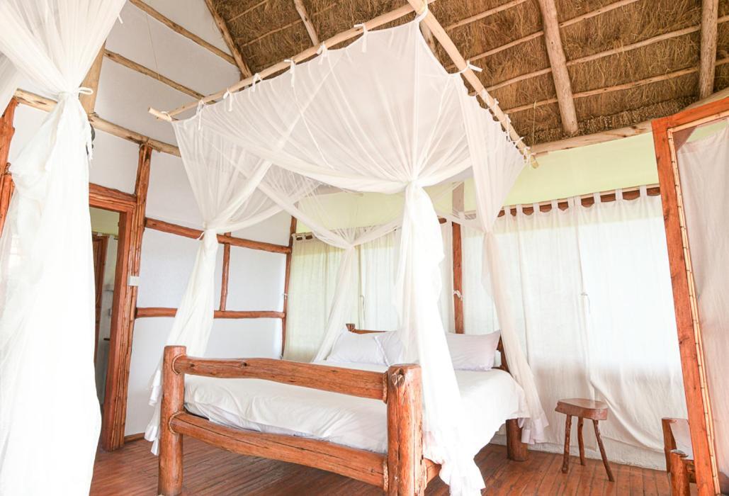 فندق Kazinga Wilderness Safari Camp كاسيزي المظهر الخارجي الصورة
