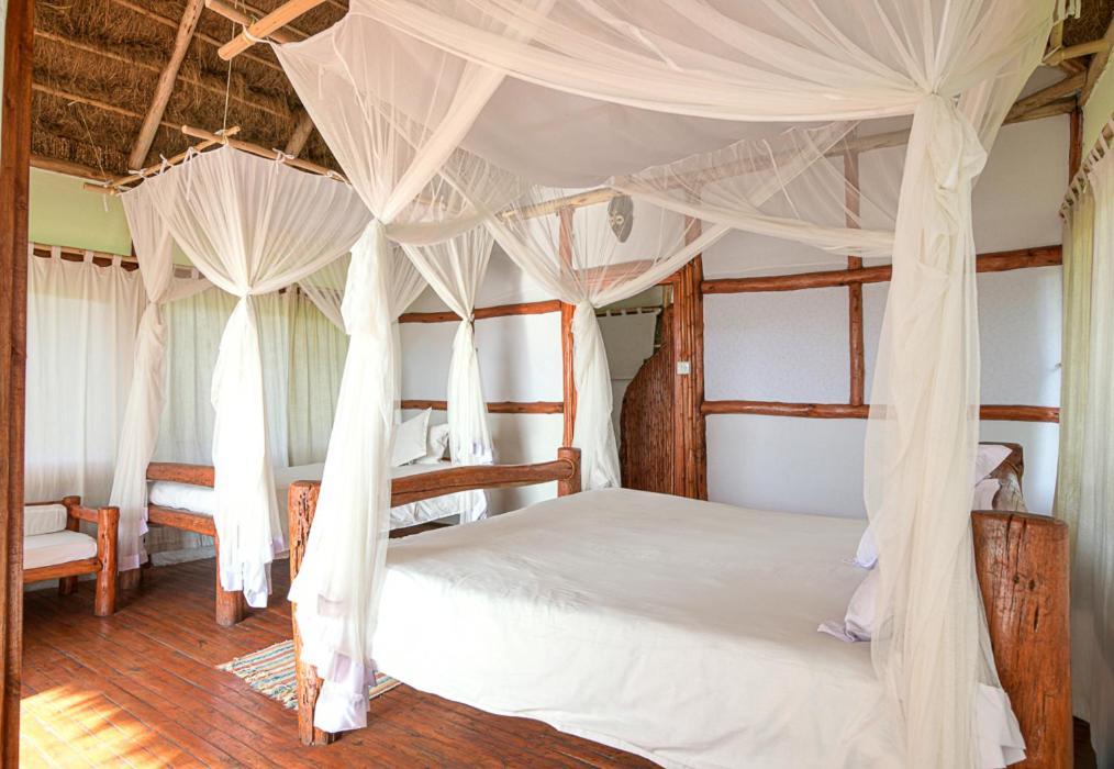 فندق Kazinga Wilderness Safari Camp كاسيزي المظهر الخارجي الصورة