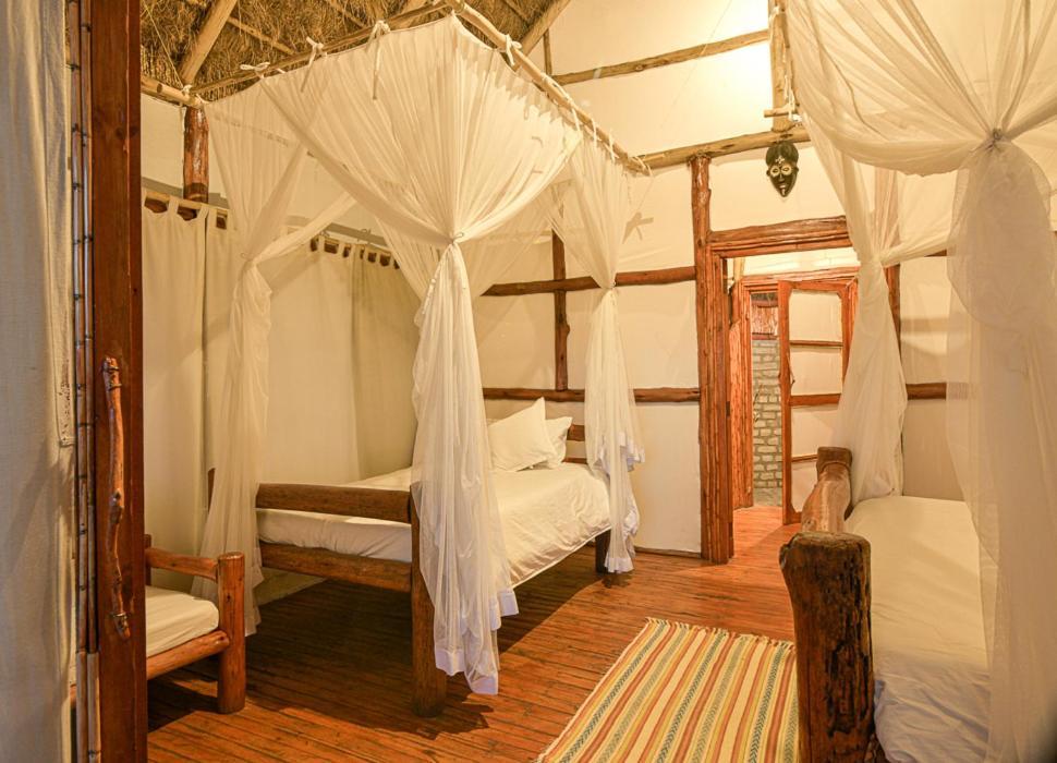 فندق Kazinga Wilderness Safari Camp كاسيزي المظهر الخارجي الصورة