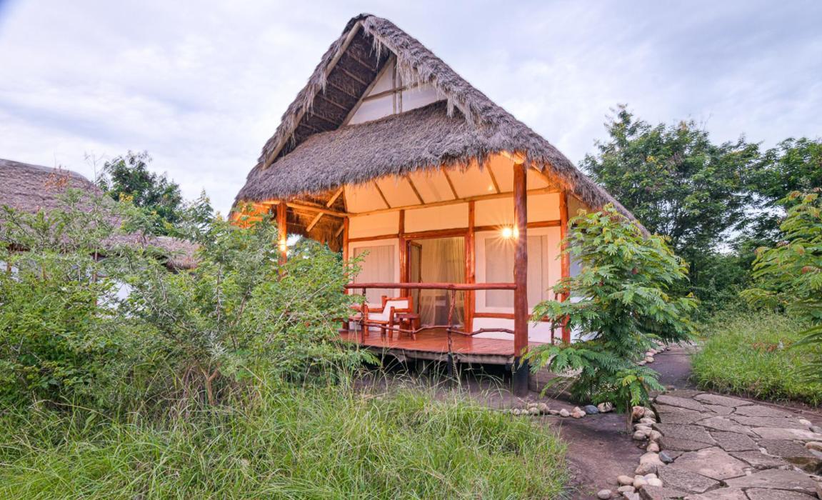 فندق Kazinga Wilderness Safari Camp كاسيزي المظهر الخارجي الصورة